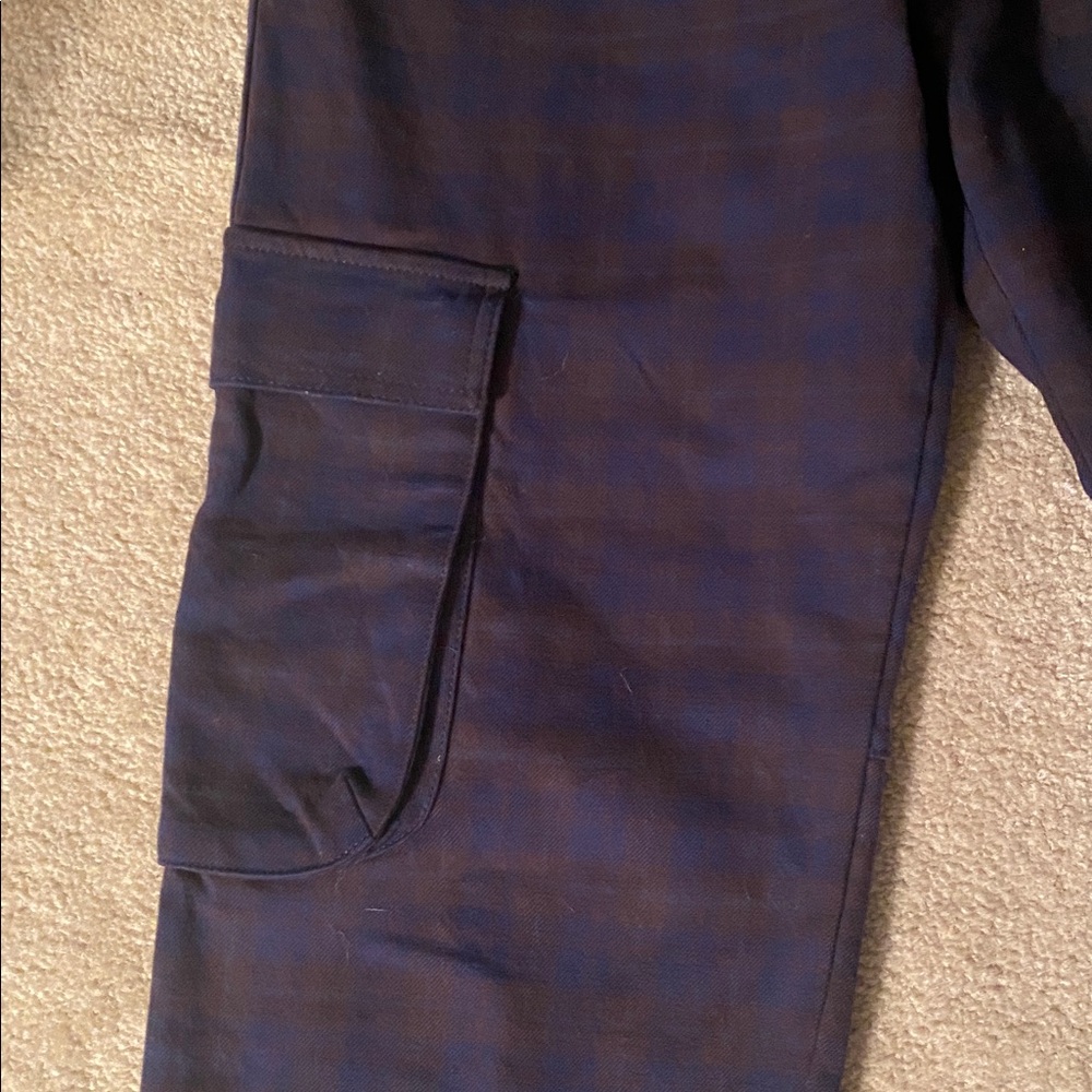 Zara size medium plaid pants cargo pockets and tie belt - Picture 2 of 6